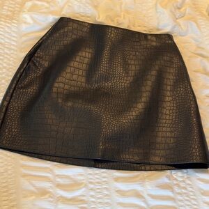 Abercrombie & Fitch Black Vegan LeatherMini Skort